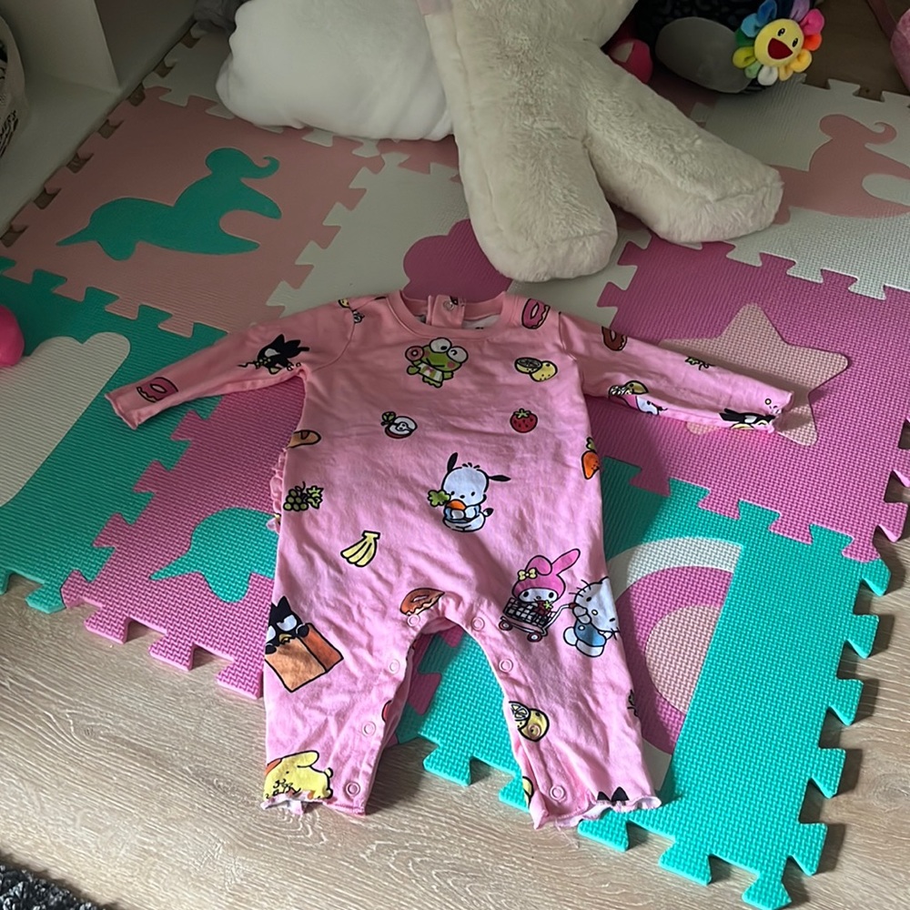 Hello kitty onesie